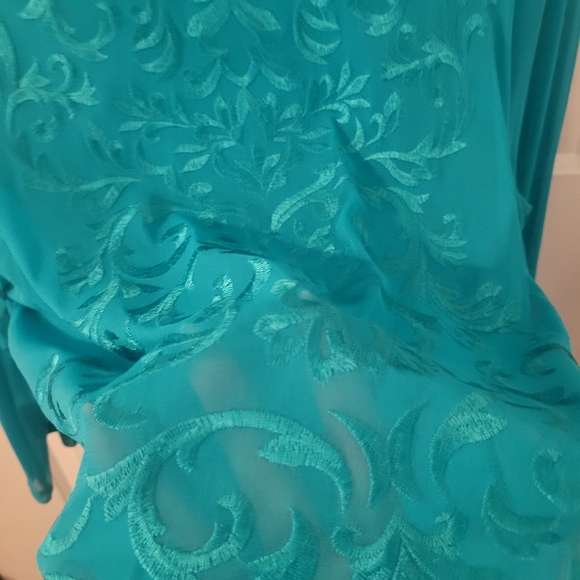 Teal INC embroidered top XL - Picture 3 of 6